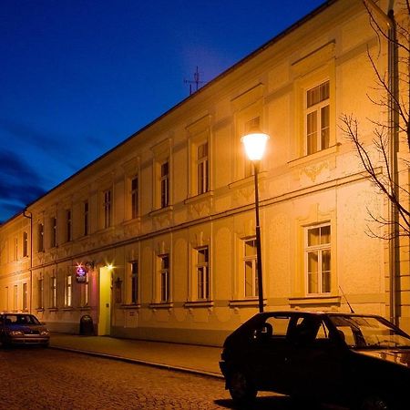 Penzion Maly Val Kromeriz Bagian luar foto