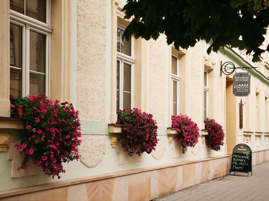 Penzion Maly Val Kromeriz Bagian luar foto